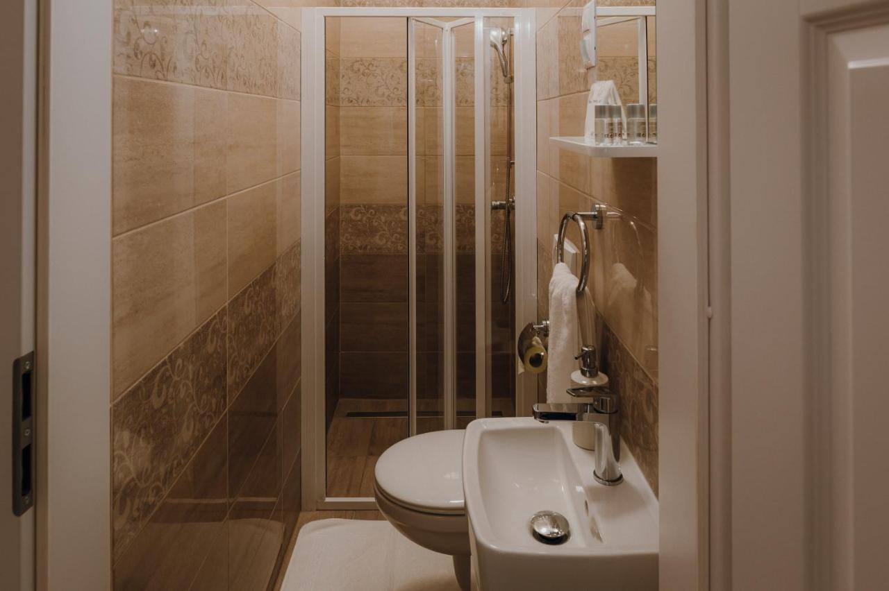 Dozsa Apartman Сегед Экстерьер фото