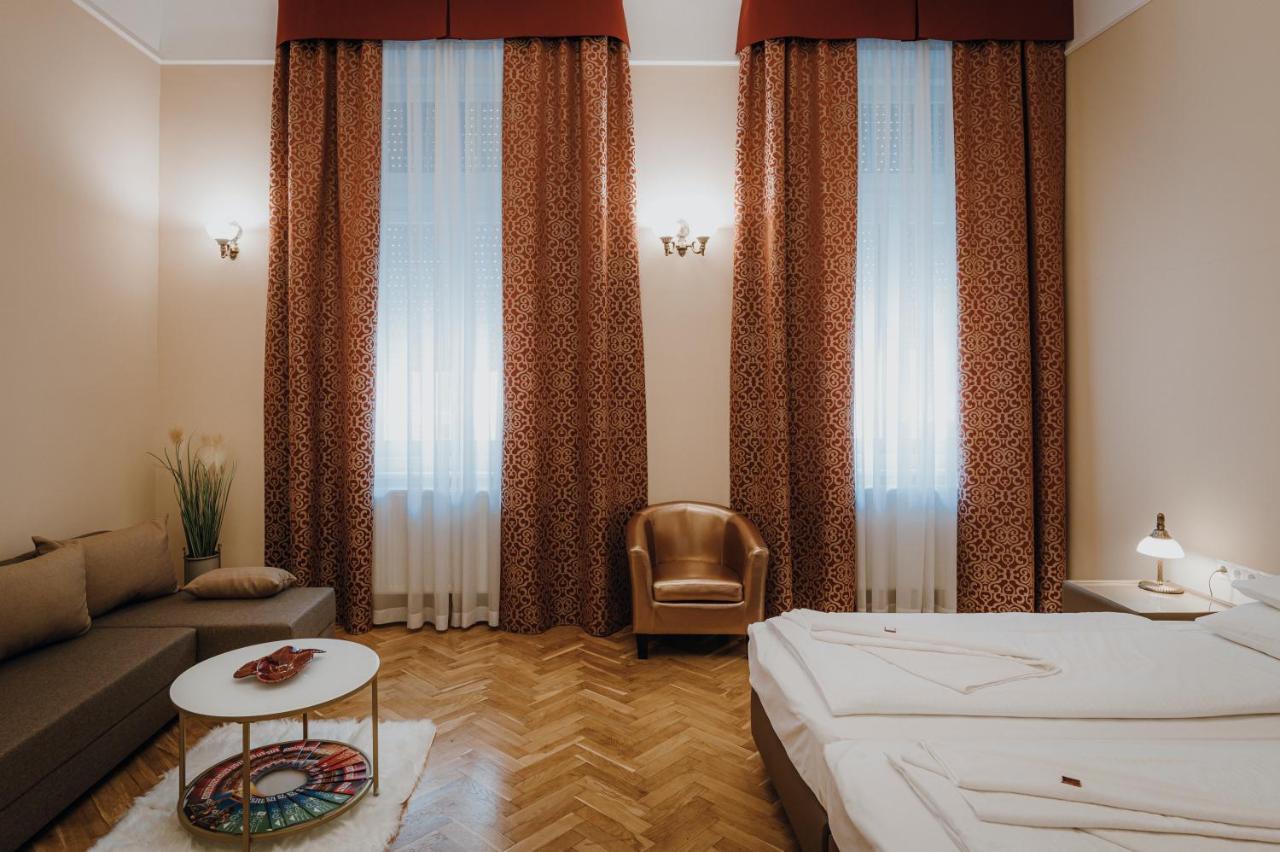 Dozsa Apartman Сегед Экстерьер фото