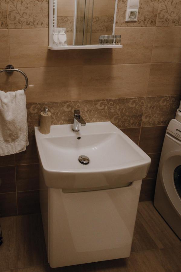 Dozsa Apartman Сегед Экстерьер фото